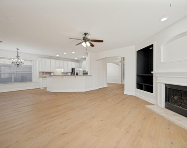 7140 Bryce Canyon Drive - Photo Thumbnail 8