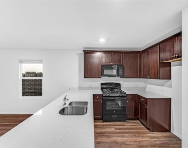 7512 Woodpecker Drive - Photo Thumbnail 20