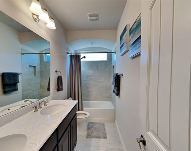 228 Open Sky Drive - Photo Thumbnail 12