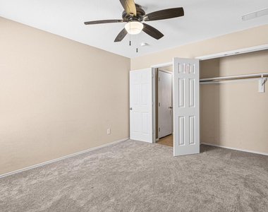 12947 Michelle Drive - Photo Thumbnail 14