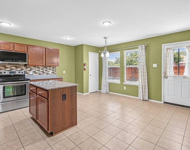 12947 Michelle Drive - Photo Thumbnail 9