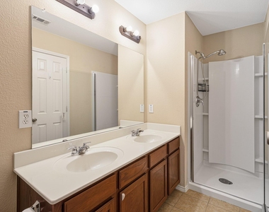 12947 Michelle Drive - Photo Thumbnail 18