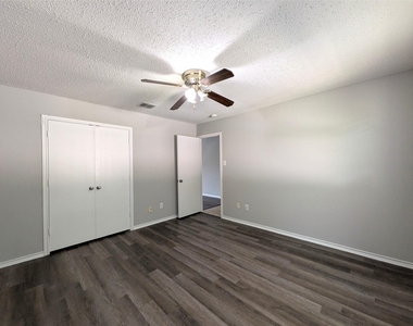 1736 Carolina Ridge Way - Photo Thumbnail 19