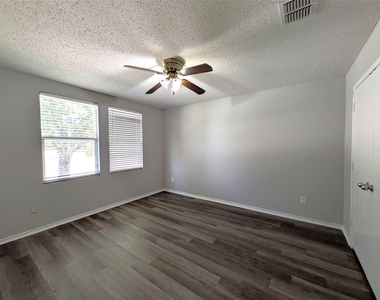 1736 Carolina Ridge Way - Photo Thumbnail 18