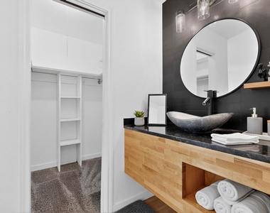 400 Casa Bello Court - Photo Thumbnail 10