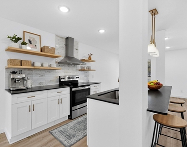 400 Casa Bello Court - Photo Thumbnail 5
