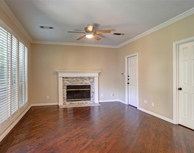 3777 Meadowcreek Circle - Photo Thumbnail 10
