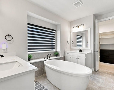 1104 Stallion Lane - Photo Thumbnail 21