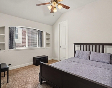 2412 Lynbridge Drive - Photo Thumbnail 26