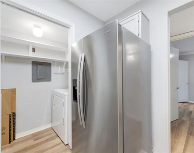 18333 Roehampton Drive - Photo Thumbnail 8