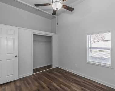 505 N Lamar Street - Photo Thumbnail 20