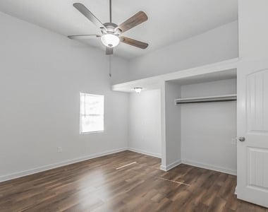 505 N Lamar Street - Photo Thumbnail 21