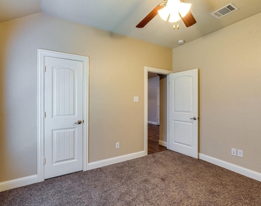 3801 Tunstall Drive - Photo Thumbnail 24