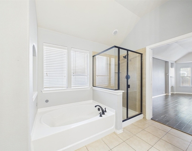 4104 Volk Court - Photo Thumbnail 20