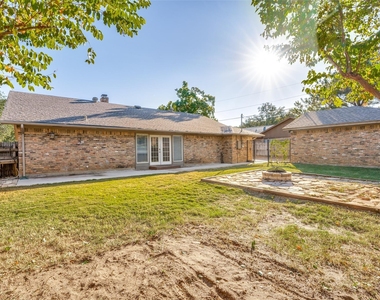 1021 Auburn Drive - Photo Thumbnail 24