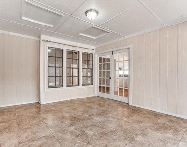1021 Auburn Drive - Photo Thumbnail 21