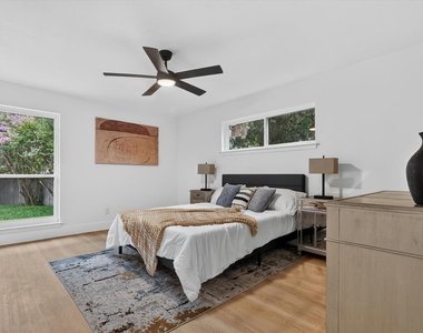 1104 Westwood Drive - Photo Thumbnail 18
