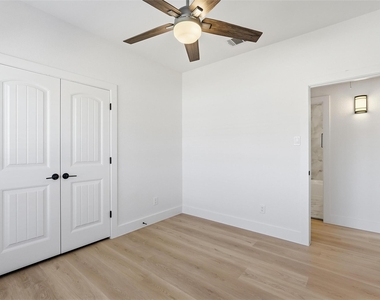 1295 White Water Lane - Photo Thumbnail 32