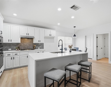 1295 White Water Lane - Photo Thumbnail 14