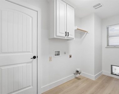 1295 White Water Lane - Photo Thumbnail 20
