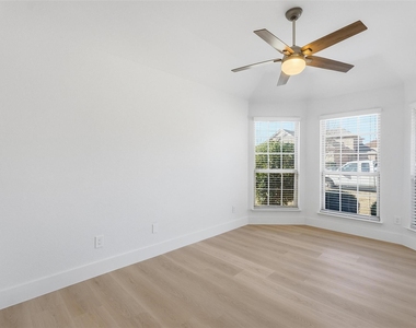 1295 White Water Lane - Photo Thumbnail 25