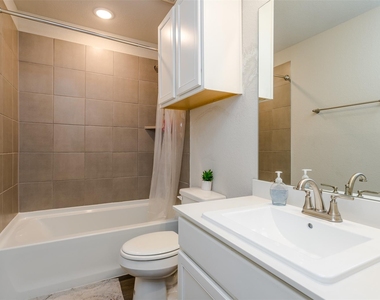 1270 Alamo Drive - Photo Thumbnail 19
