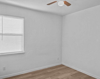 114 Autumn Sage Lane - Photo Thumbnail 24