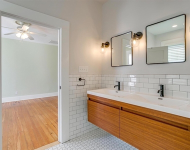 1523 Alston Avenue - Photo Thumbnail 28