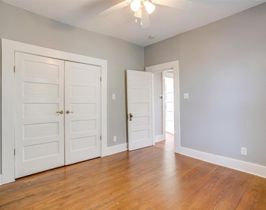 1523 Alston Avenue - Photo Thumbnail 20