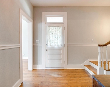 1523 Alston Avenue - Photo Thumbnail 4