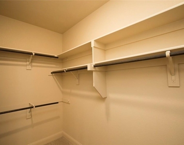 1215 Mount Olive Lane - Photo Thumbnail 10