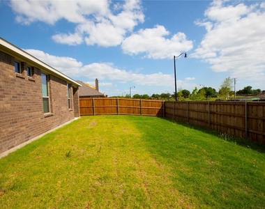 1215 Mount Olive Lane - Photo Thumbnail 25