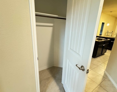 10020 Long Branch Drive - Photo Thumbnail 22