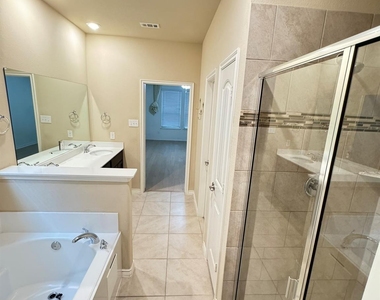 10020 Long Branch Drive - Photo Thumbnail 35