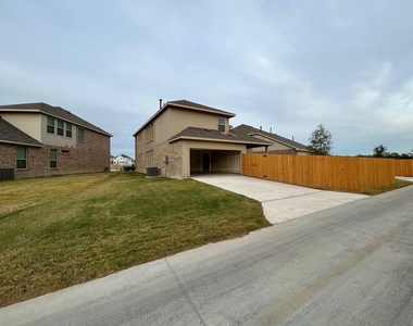 2517 Maplehurst Drive - Photo Thumbnail 23