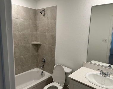 2517 Maplehurst Drive - Photo Thumbnail 27