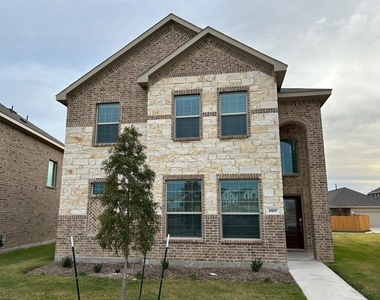 2517 Maplehurst Drive - Photo Thumbnail 1