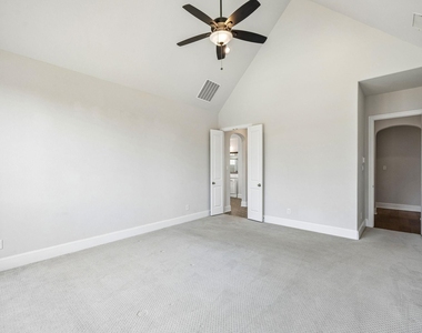 3721 Dewberry Lane - Photo Thumbnail 35