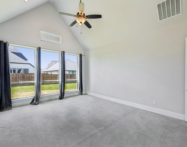 3721 Dewberry Lane - Photo Thumbnail 15
