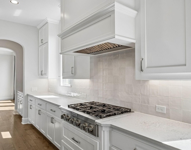 3721 Dewberry Lane - Photo Thumbnail 7
