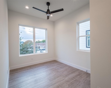 1614 N Fitzhugh Avenue - Photo Thumbnail 13