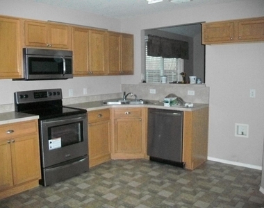 4735 Topaz Lane - Photo Thumbnail 6