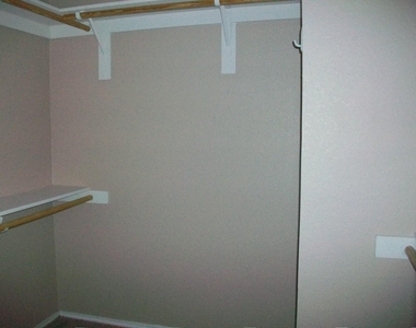 4735 Topaz Lane - Photo Thumbnail 16