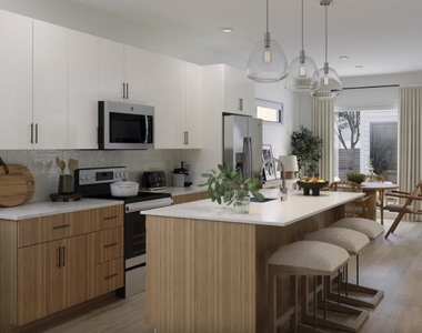 9032 Prairie Path - Photo Thumbnail 6