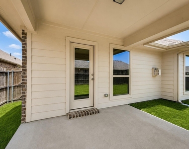 800 Bird Creek - Photo Thumbnail 26