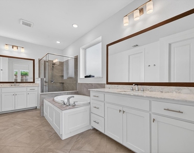 13912 Chestnut Glen Lane - Photo Thumbnail 17