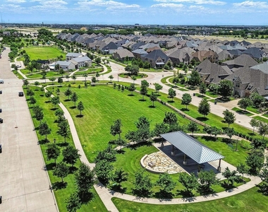 13912 Chestnut Glen Lane - Photo Thumbnail 35
