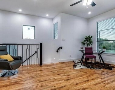 2043 Life Avenue - Photo Thumbnail 17