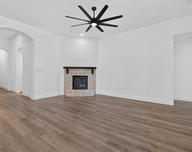 4317 Sanctuary Drive - Photo Thumbnail 2
