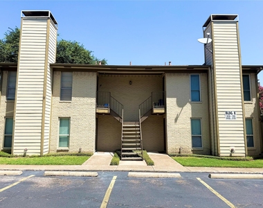 10650 Steppington Drive - Photo Thumbnail 1